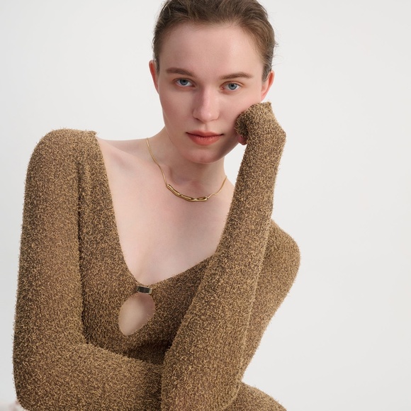 Ancosti Cutout Slim Fit Top Brown Size S - Picture 3 of 9